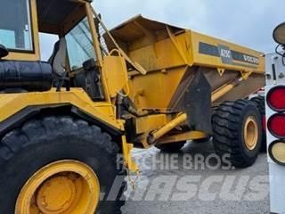 Volvo A25C Tombereau articulé