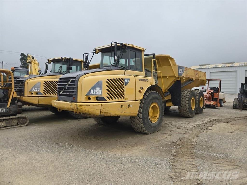 Volvo A25D Tombereau articulé