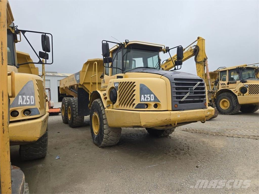 Volvo A25D Tombereau articulé