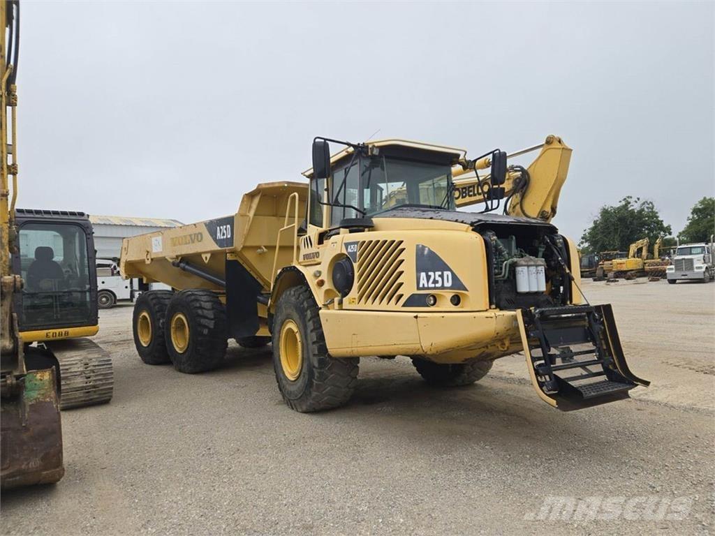 Volvo A25D Tombereau articulé