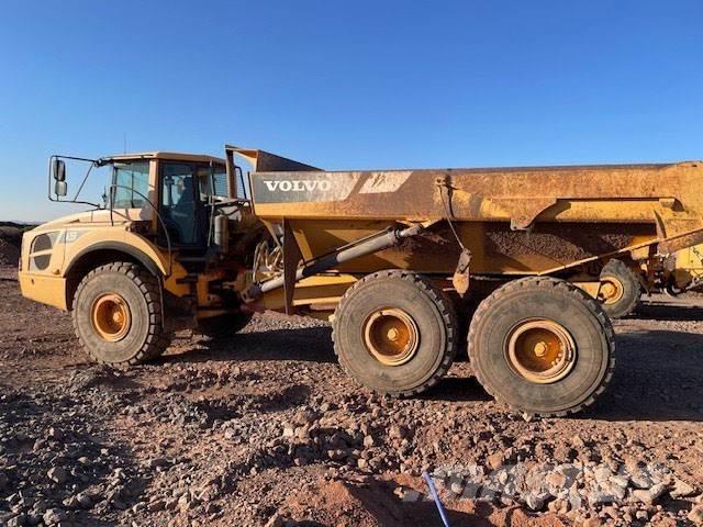 Volvo A35F Tombereau articulé