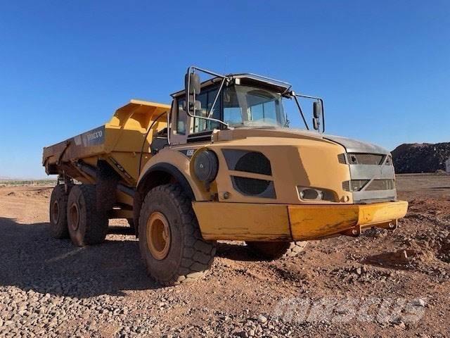 Volvo A35F Tombereau articulé