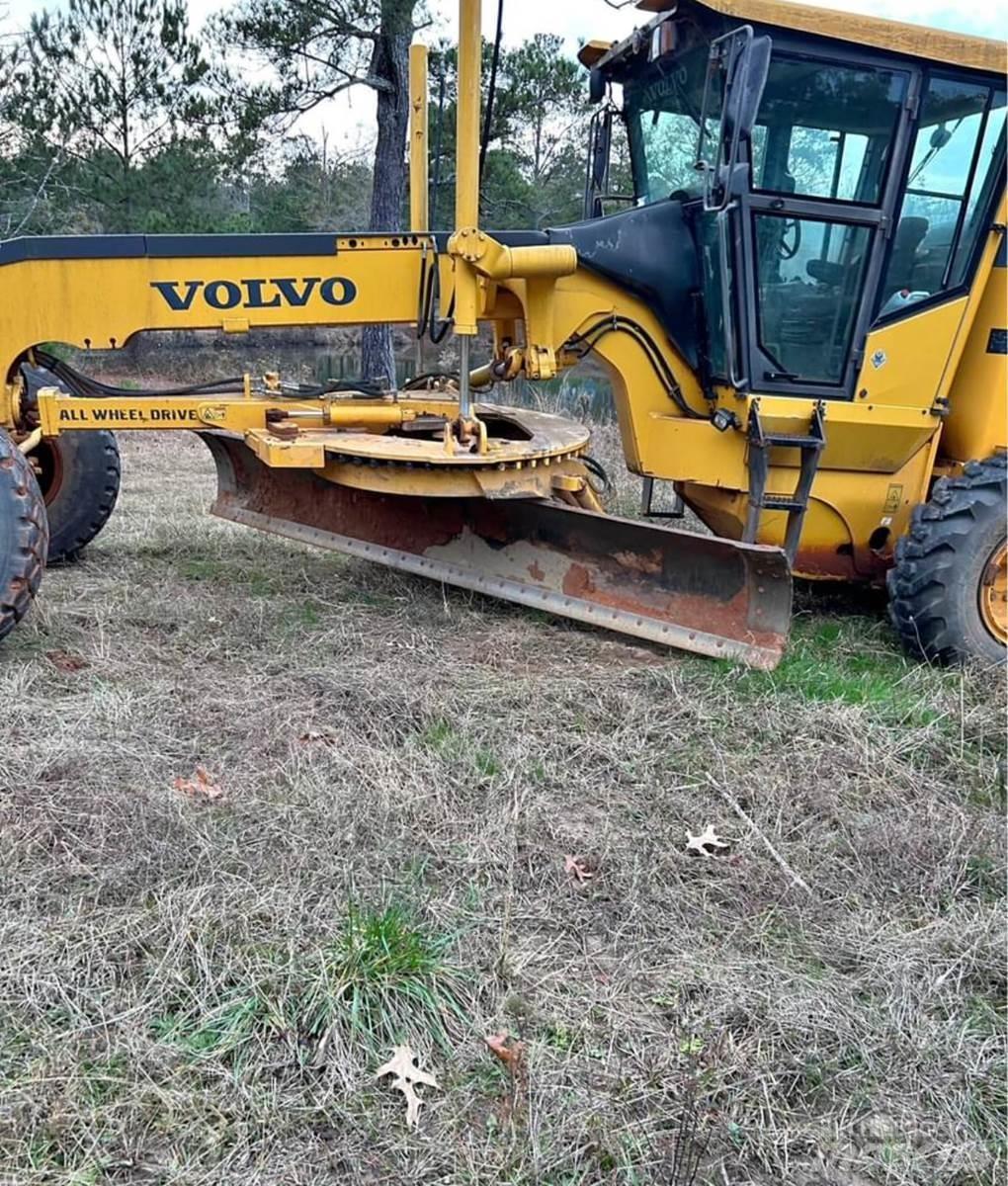 Volvo G946 Niveleuse