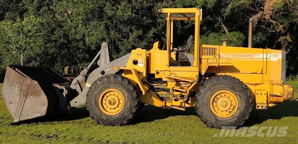 Volvo L90C Chargeuse sur pneus