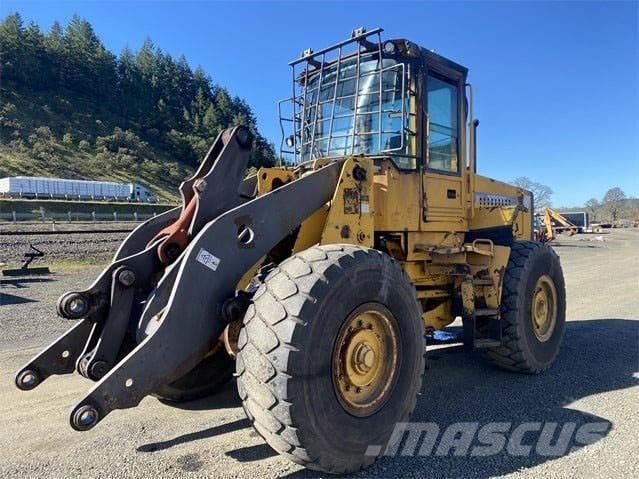 Volvo L90C Chargeuse sur pneus