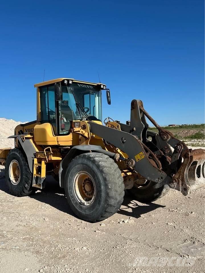 Volvo L90F Chargeuse sur pneus