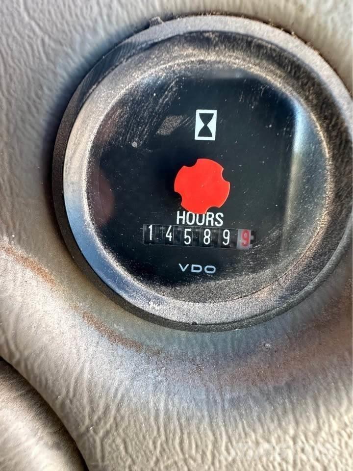 Volvo L90F Chargeuse sur pneus