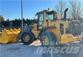 Volvo L90G Chargeuse sur pneus