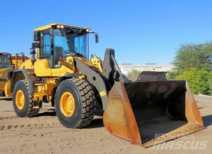Volvo L90G Chargeuse sur pneus