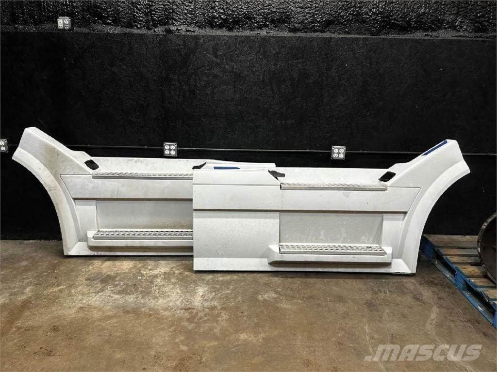 Volvo VNL Construction - Autres