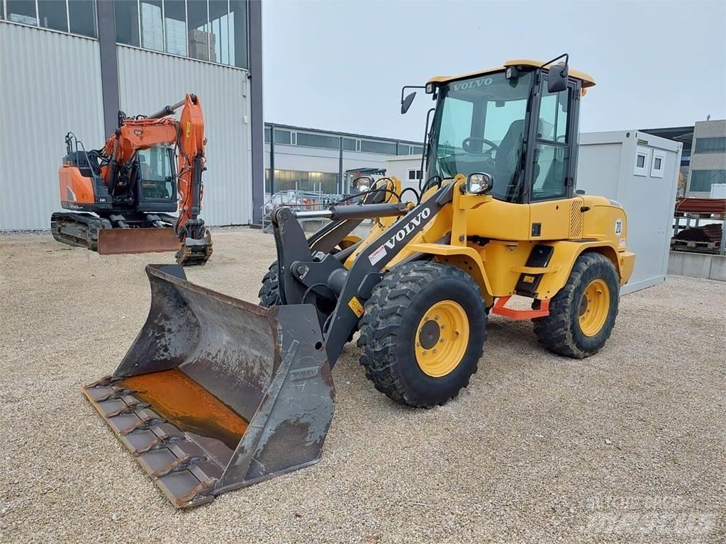 Volvo L30G Chargeuse sur pneus