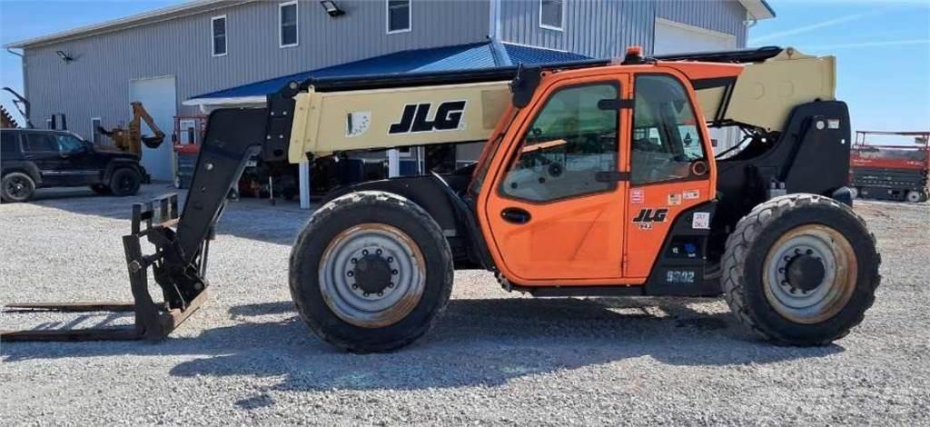 JLG 943 Chariot télescopique