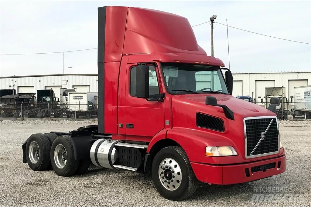Volvo VNM Châssis cabine