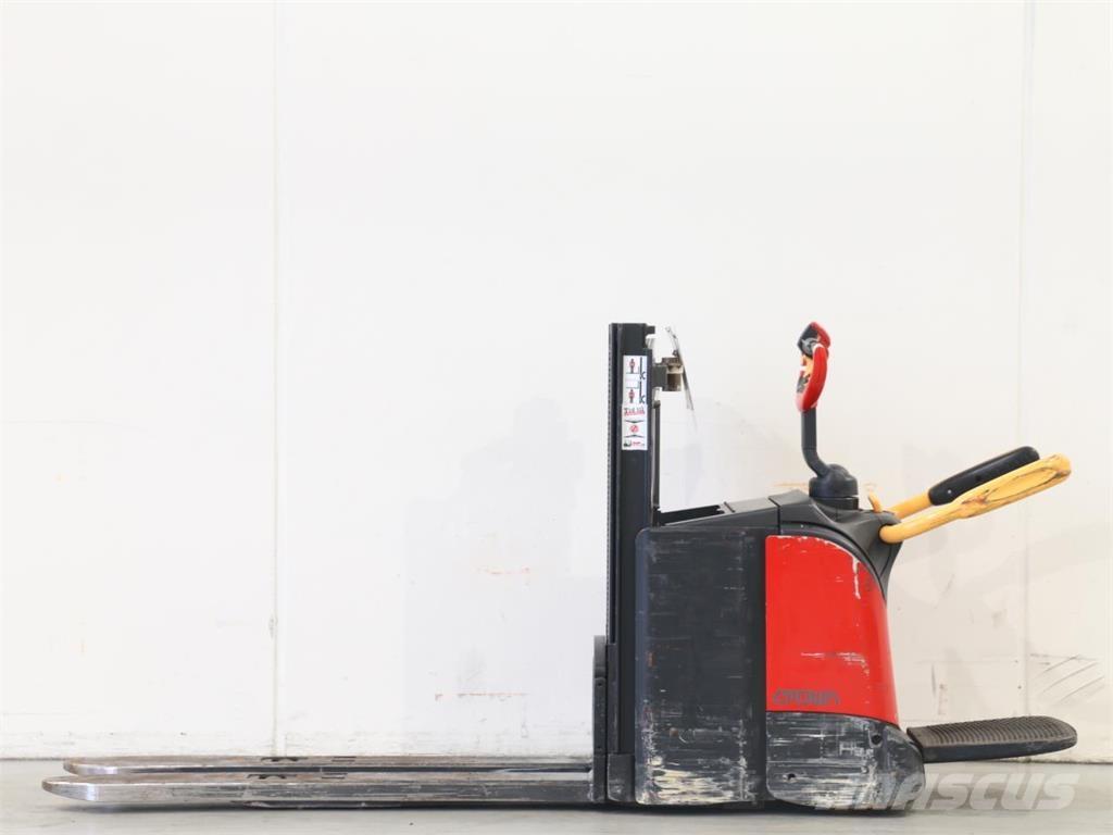 Crown DT3040-2,0-TL Gerbeur accompagnant