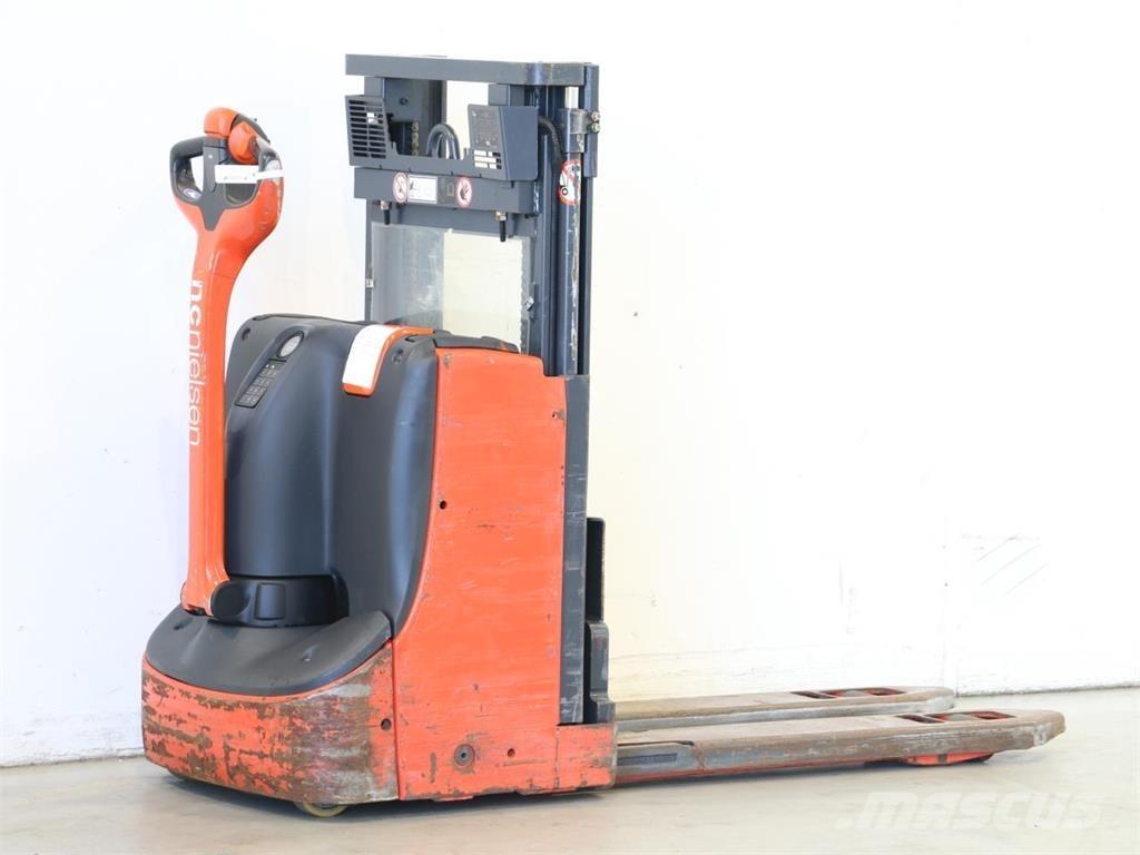 Linde D06/1160 Gerbeur accompagnant