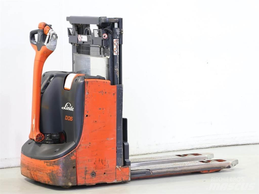 Linde D06/1160-00 Gerbeur accompagnant