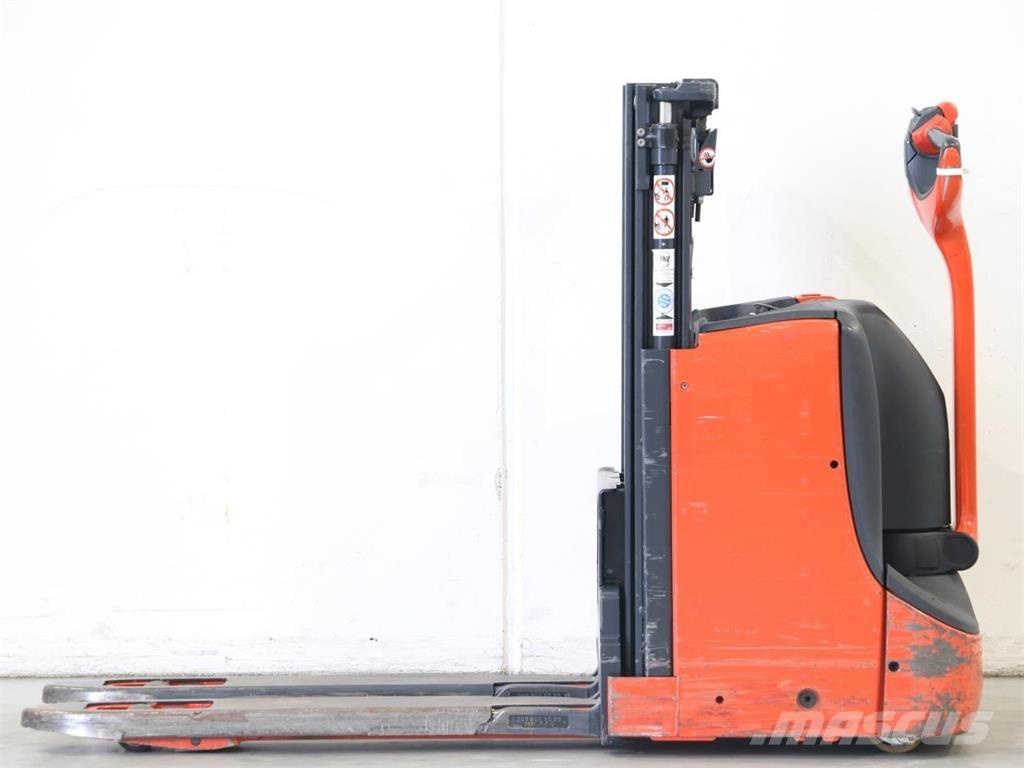 Linde D08/1160 Gerbeur accompagnant