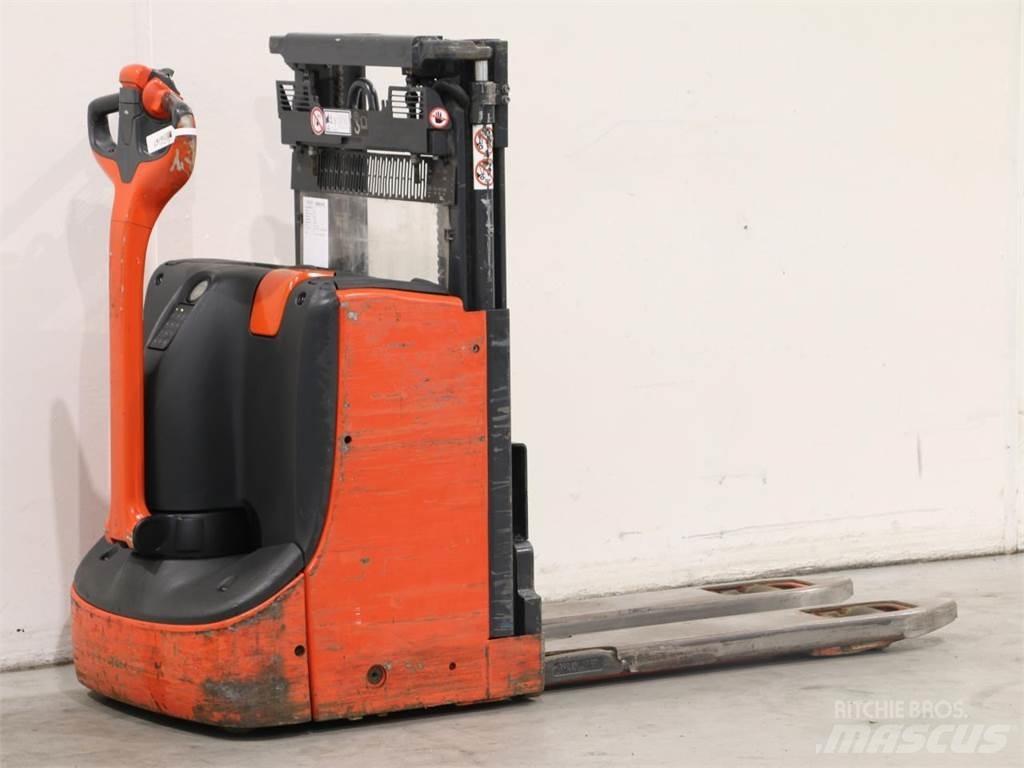 Linde D08/1160 Gerbeur accompagnant