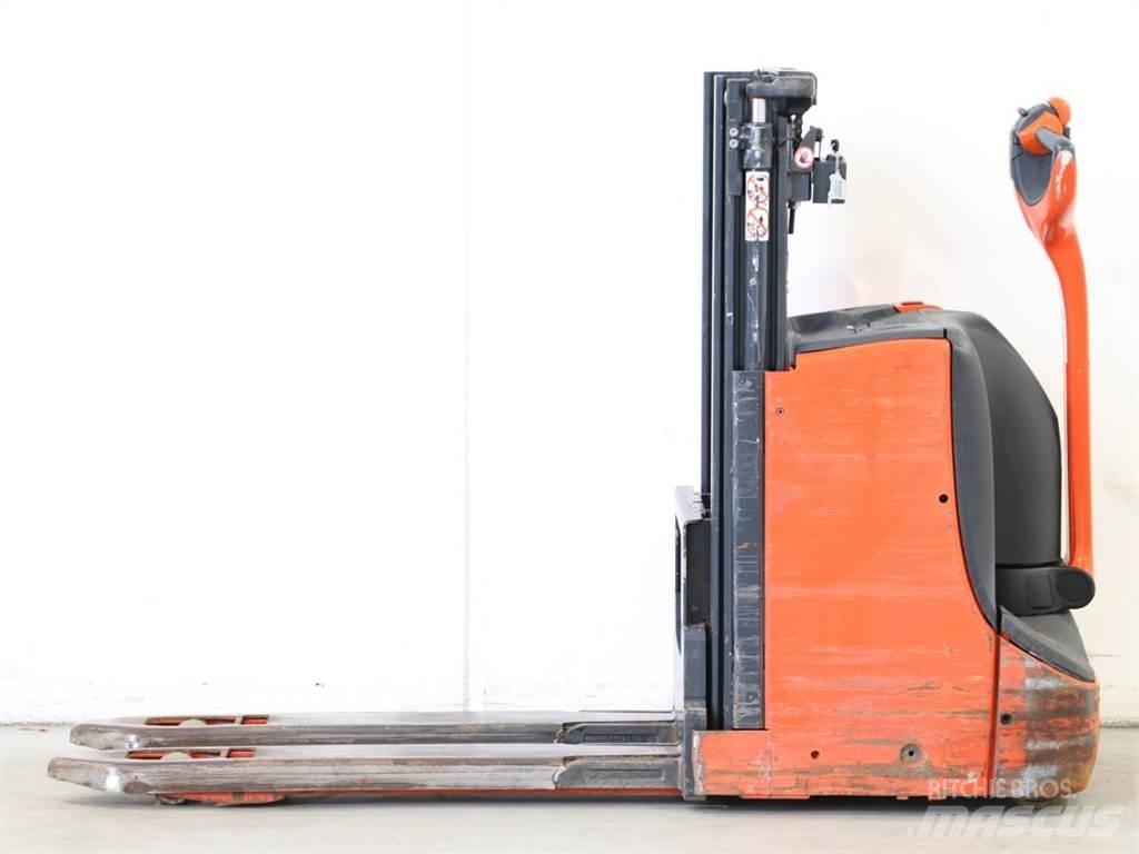 Linde D08/1160-00 Gerbeur accompagnant