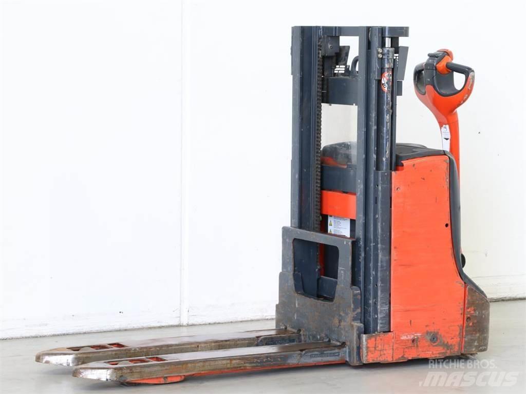 Linde D08/1160-00 Gerbeur accompagnant