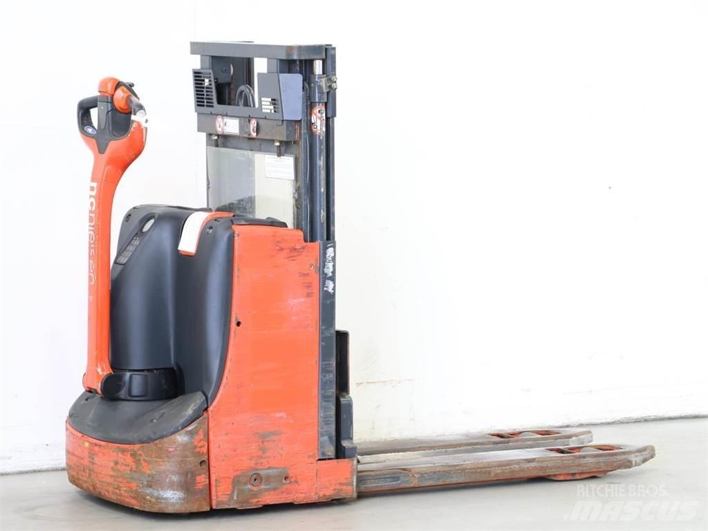 Linde D08/1160-00 Gerbeur accompagnant