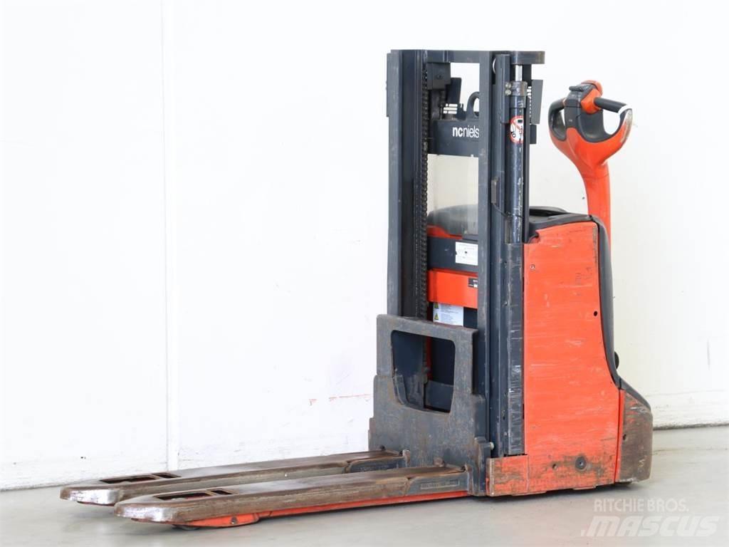 Linde D08/1160-00 Gerbeur accompagnant