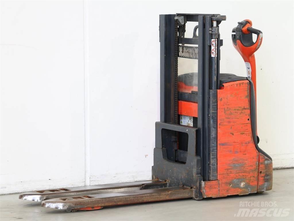Linde D08/1160-00 Gerbeur accompagnant