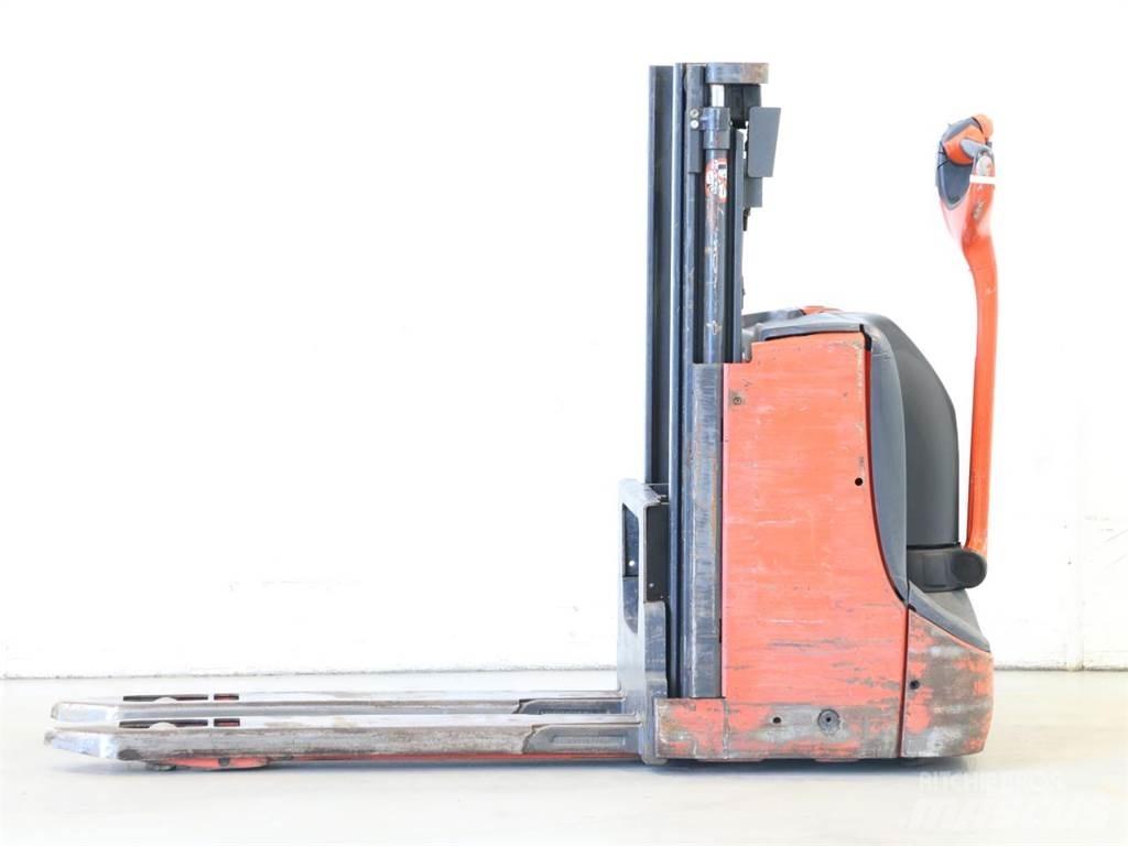 Linde D08/1160-00 Gerbeur accompagnant