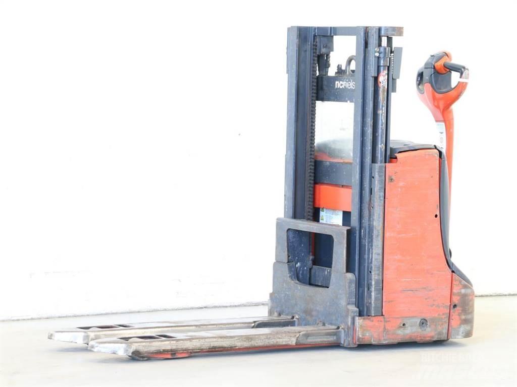 Linde D08/1160-00 Gerbeur accompagnant