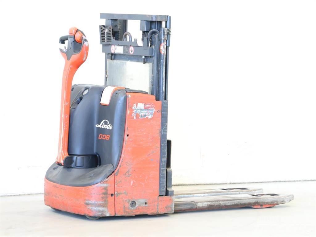 Linde D08/1160-00 Gerbeur accompagnant
