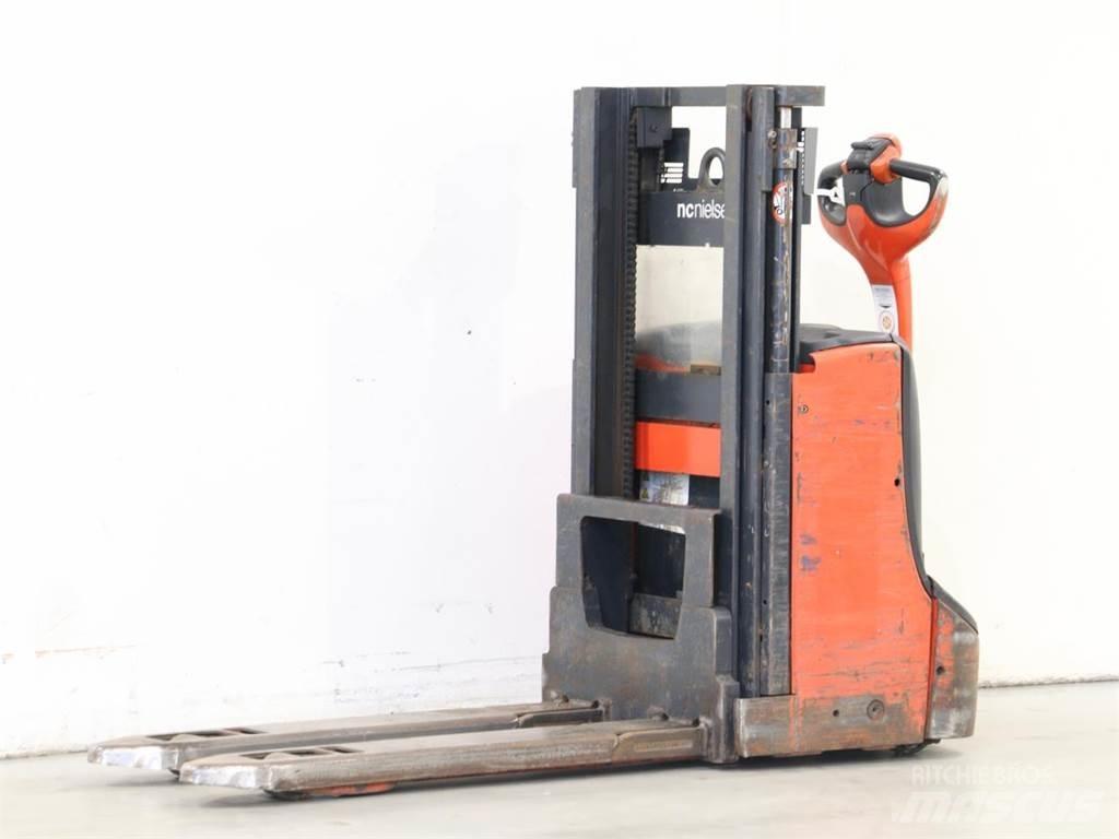 Linde D08/1160-00 Gerbeur accompagnant