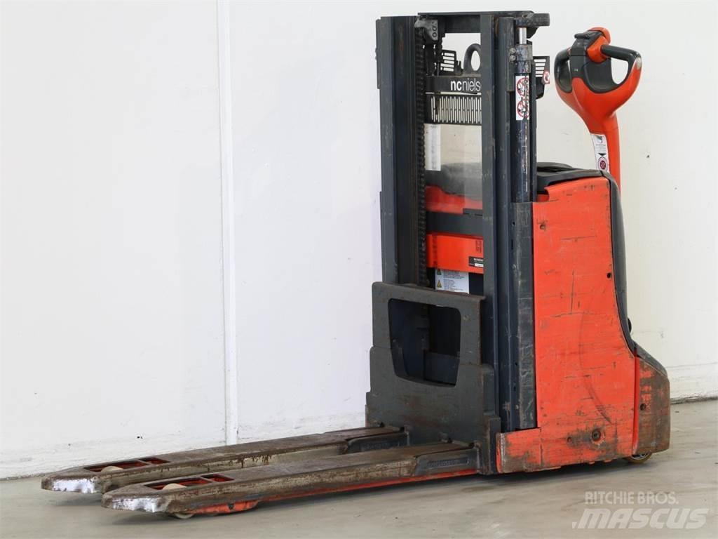 Linde D08/1160-00 Gerbeur accompagnant
