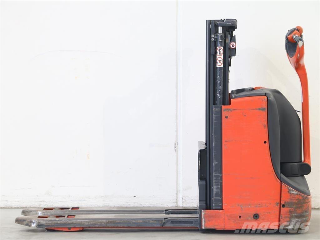 Linde D08/1160-00 Gerbeur accompagnant