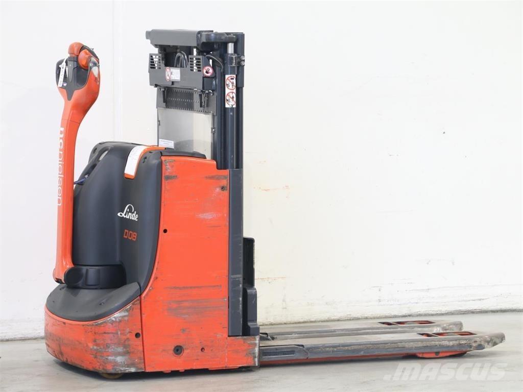 Linde D08/1160-00 Gerbeur accompagnant