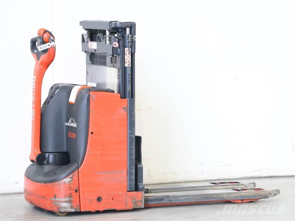 Linde D08/1160-00 Gerbeur accompagnant