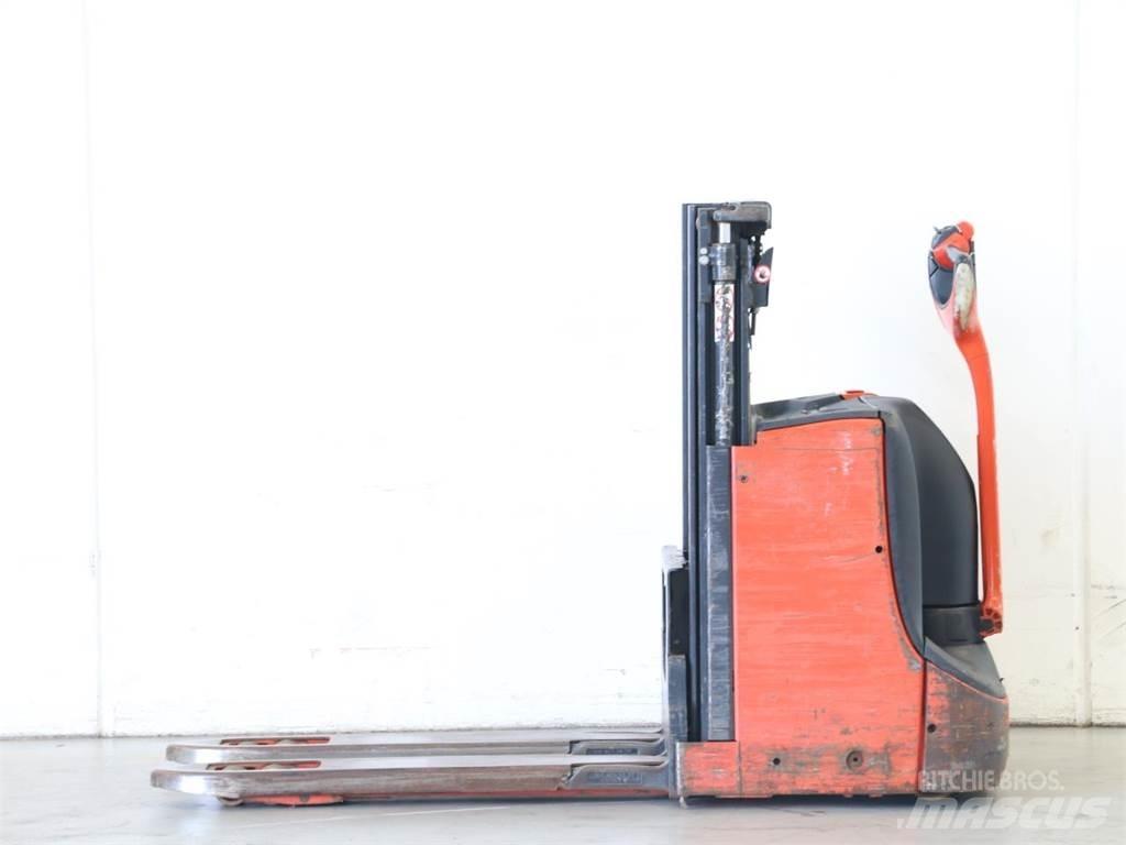 Linde D08/1160-00 Gerbeur accompagnant