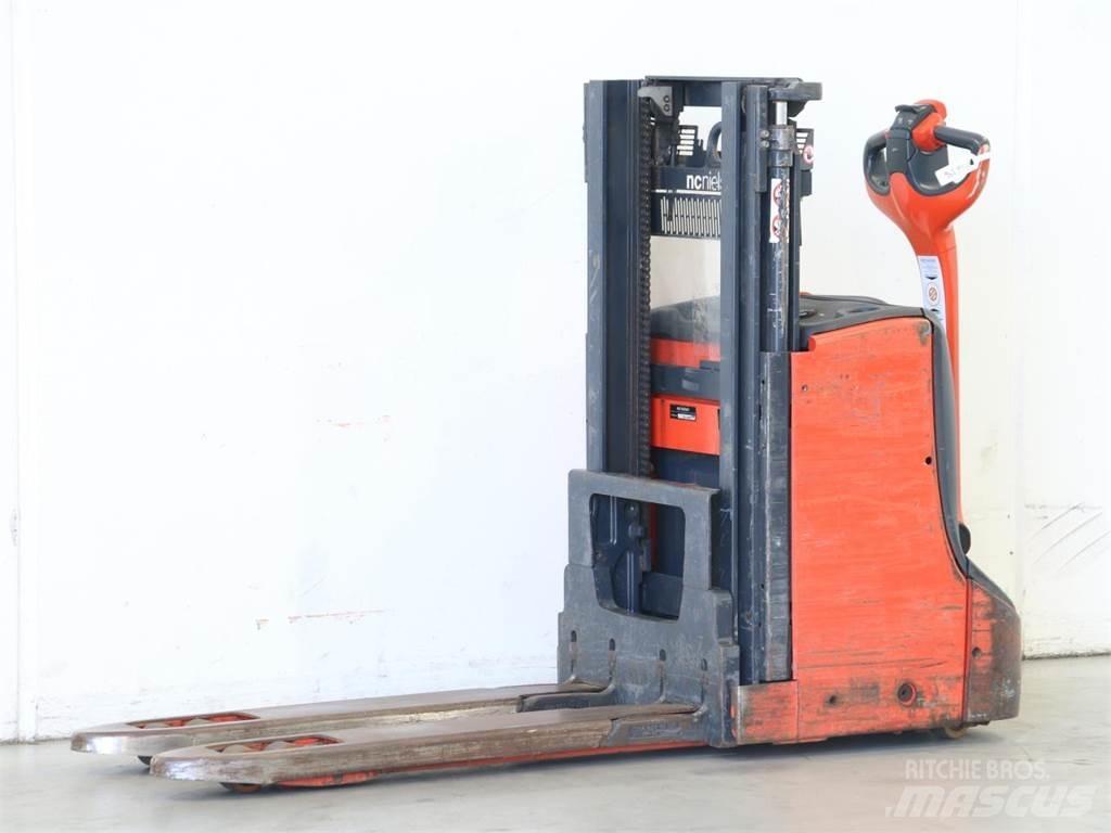 Linde D08/1160-00 Gerbeur accompagnant