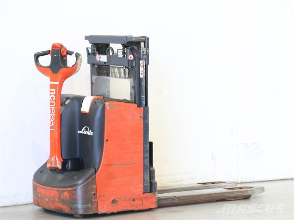 Linde D08/1160-00 Gerbeur accompagnant