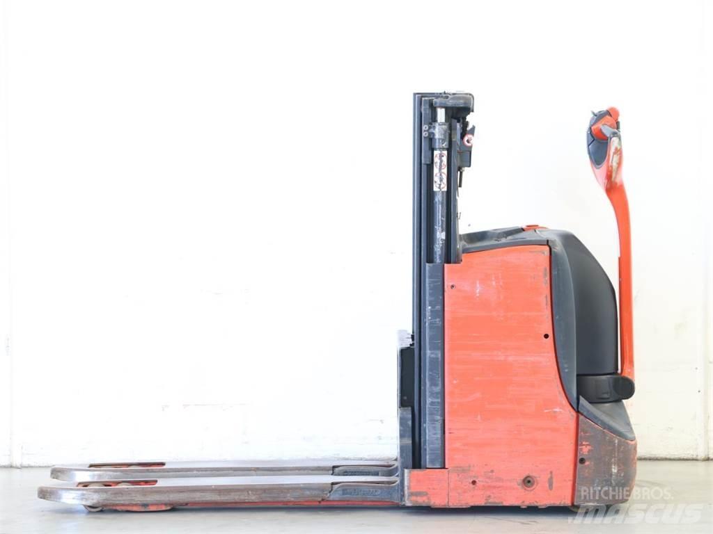 Linde D08/1160-00 Gerbeur accompagnant
