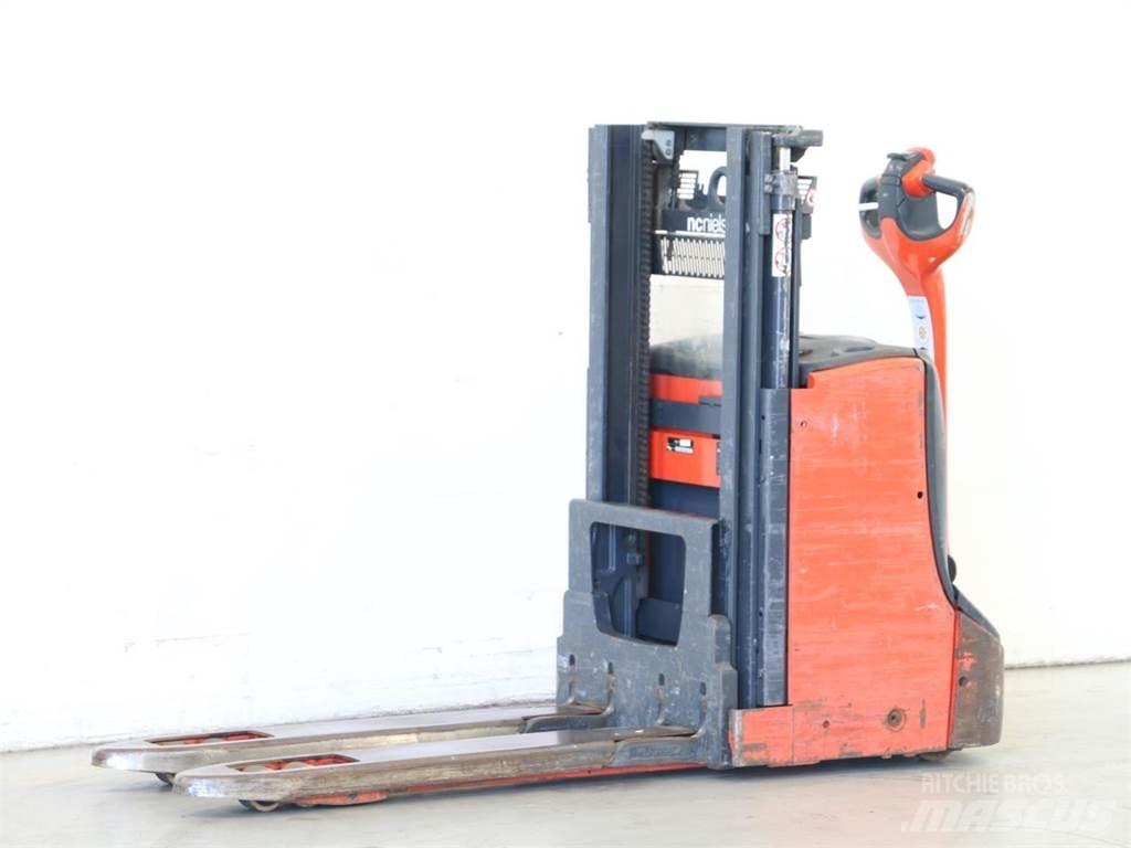 Linde D08/1160-00 Gerbeur accompagnant