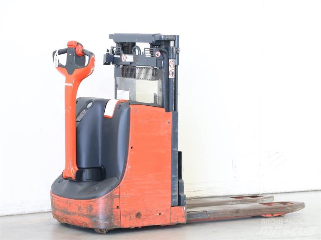 Linde D08/1160-00 Gerbeur accompagnant