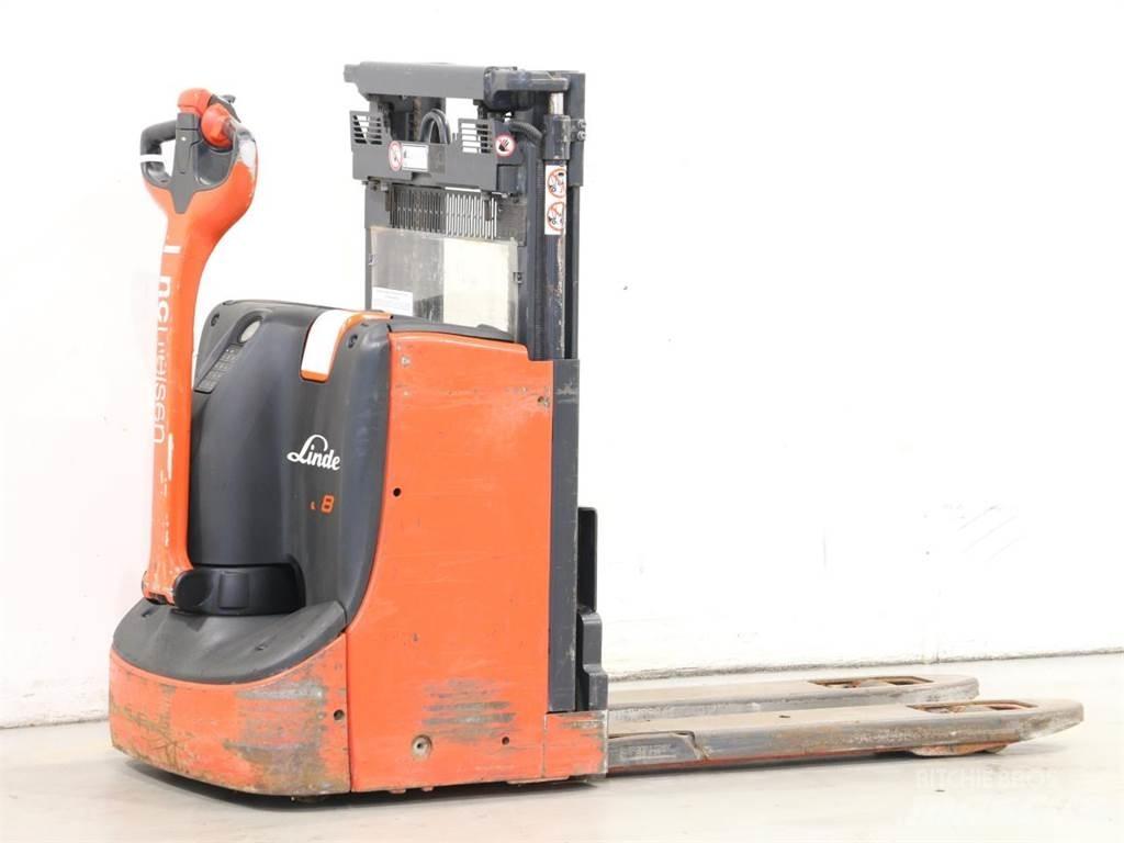 Linde D08/1160-00 Gerbeur accompagnant