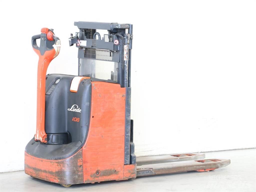 Linde D08/1160-00 Gerbeur accompagnant