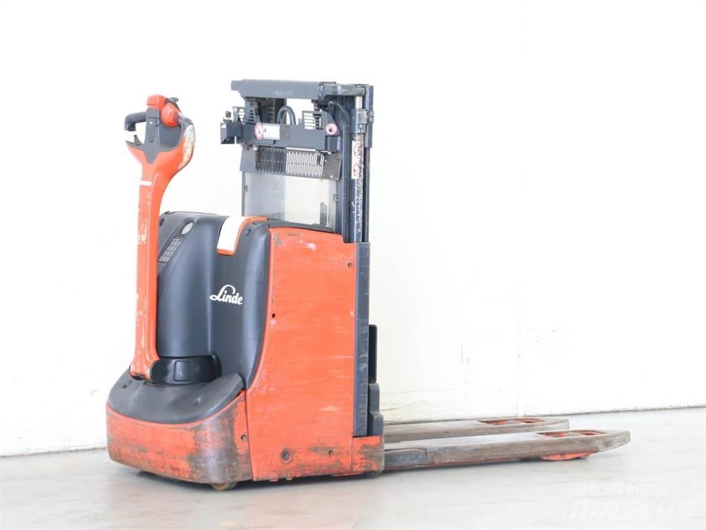 Linde D08/1160-00 Gerbeur accompagnant