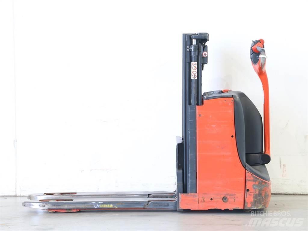 Linde D08/1160-00 Gerbeur accompagnant