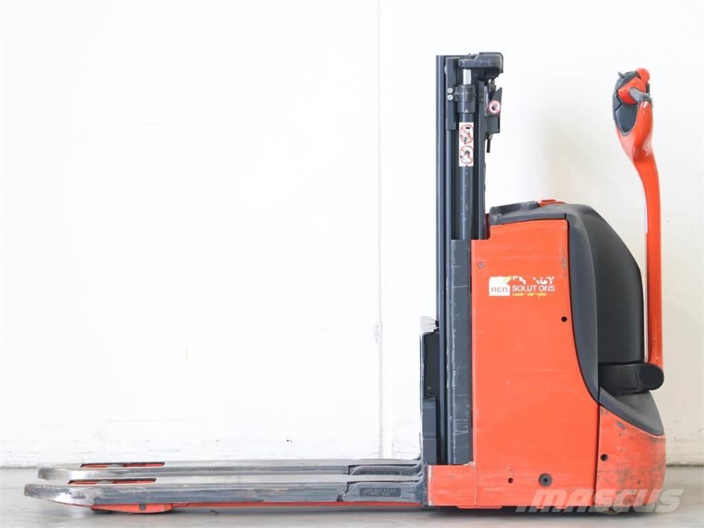 Linde D08/1160-01 Gerbeur accompagnant