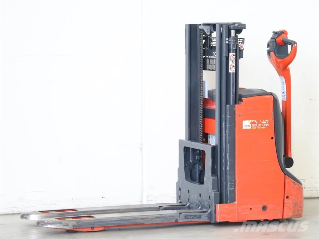 Linde D08/1160-01 Gerbeur accompagnant