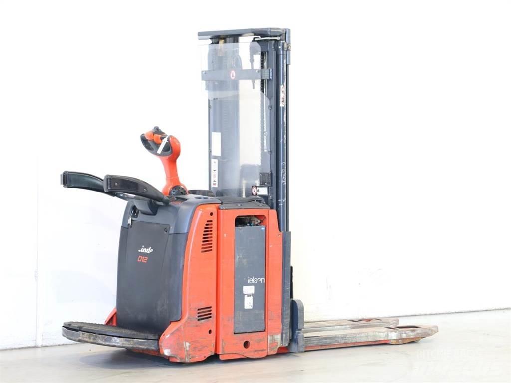 Linde D12AP/133 Gerbeur accompagnant