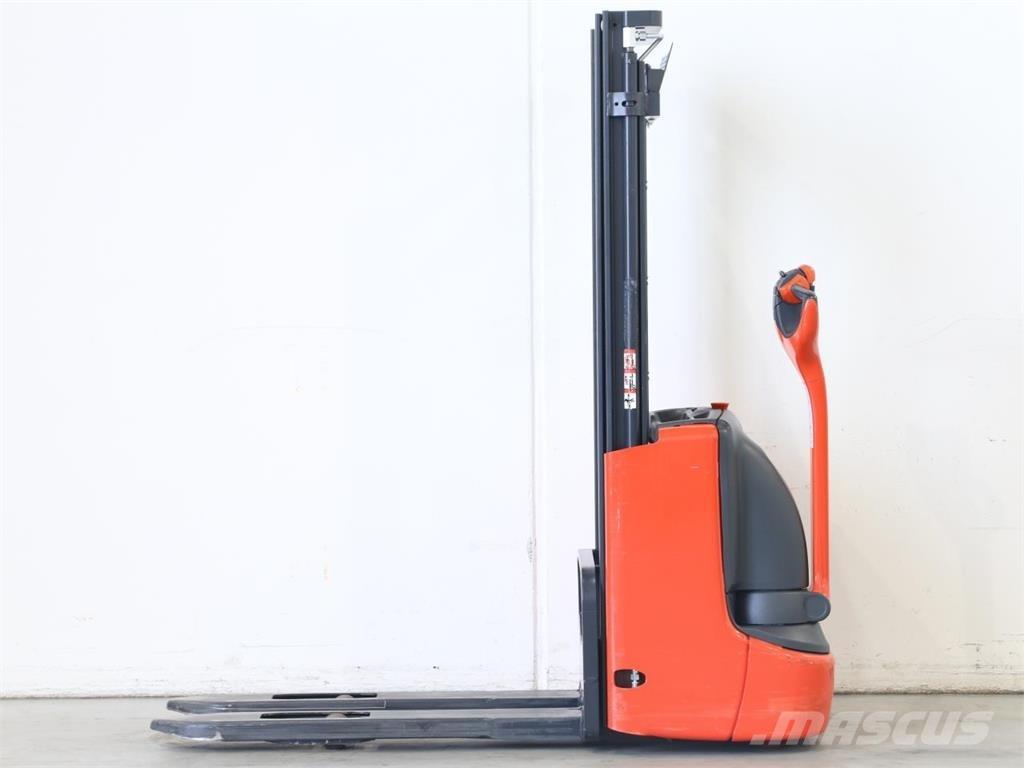 Linde L10/1172 Gerbeur accompagnant