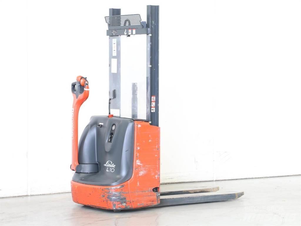Linde L10/1172-01 Gerbeur accompagnant
